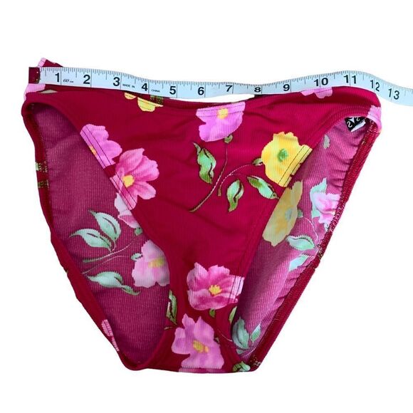 Bundle of 2 Floral Bikini Bottoms - Picture 15 of 16